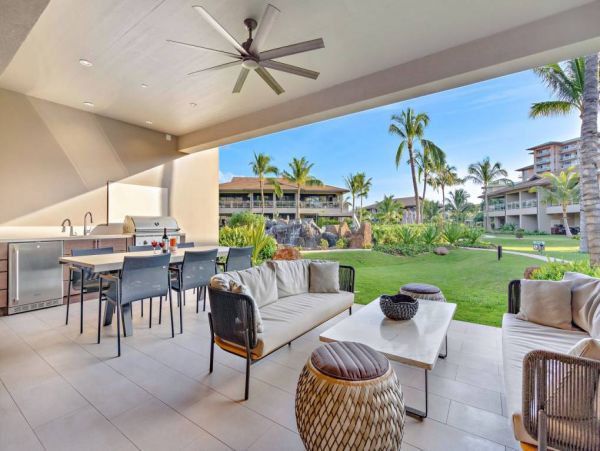 Kaanapali Vacation Rental: 6-Bedroom Beachfront Luxury