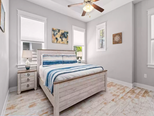 Charming Beach Getaway! Call Today