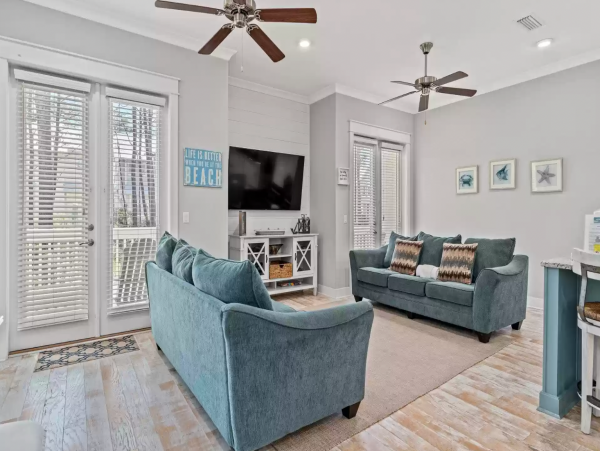 Charming Beach Getaway! Call Today