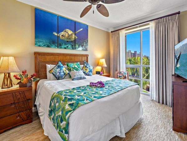 Ocean View Five Bedroom Vacation Rental in Kaanapali