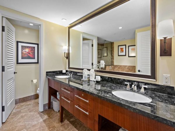 Ocean View Five Bedroom Vacation Rental in Kaanapali