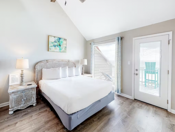 Beautiful 5 Bedroom Vacation Condo in Destin Full Ocean View