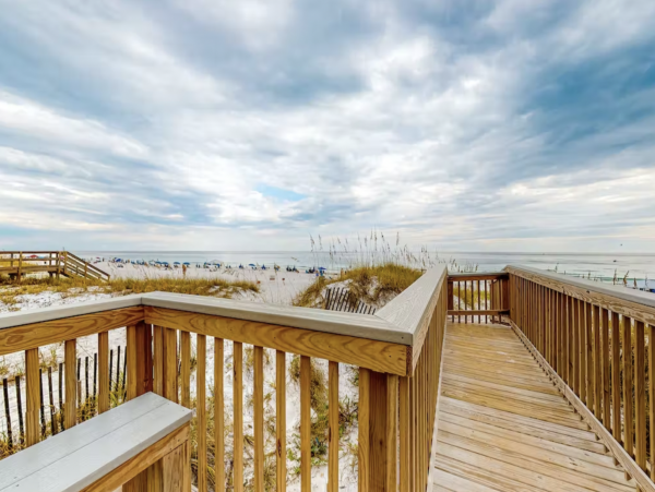Beautiful 5 Bedroom Vacation Condo in Destin Full Ocean View