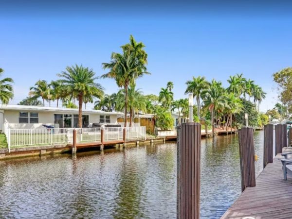 Fort Lauderdale Vacation Home Six Bedroom