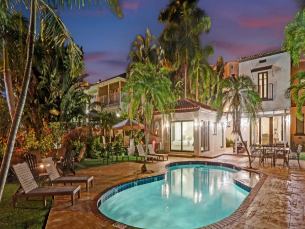 Amazing Home with Private Pool & Dock