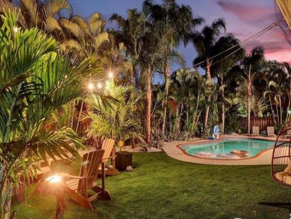 Pompano Beach Vacation Home Seven Bedroom