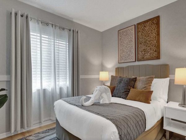 Pompano Beach Vacation Home Seven Bedroom