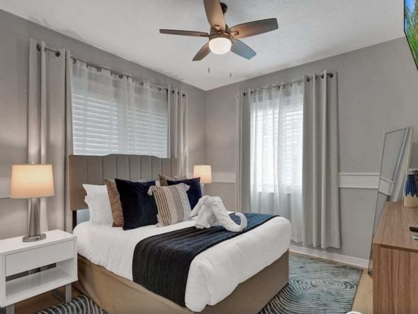 Pompano Beach Vacation Home Seven Bedroom