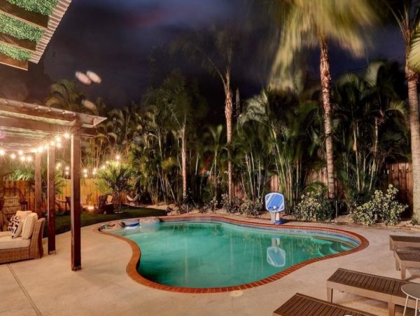 Pompano Beach Vacation Home Seven Bedroom