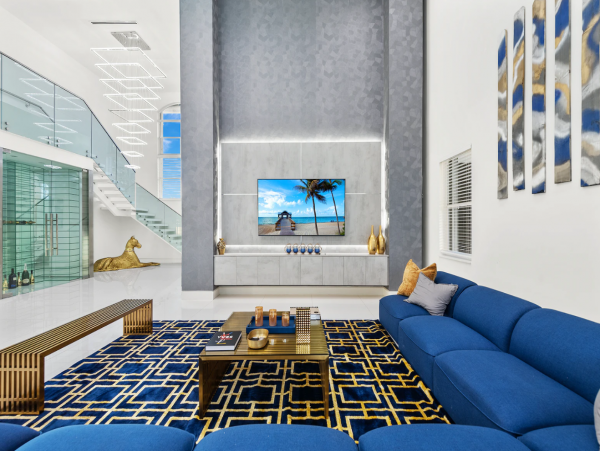 Luxury 7 Bedroom Estate with Resort Style Amenities