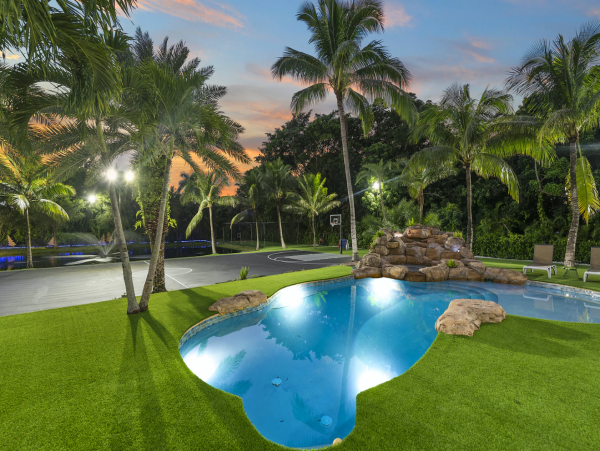 Luxury 7 Bedroom Estate with Resort Style Amenities