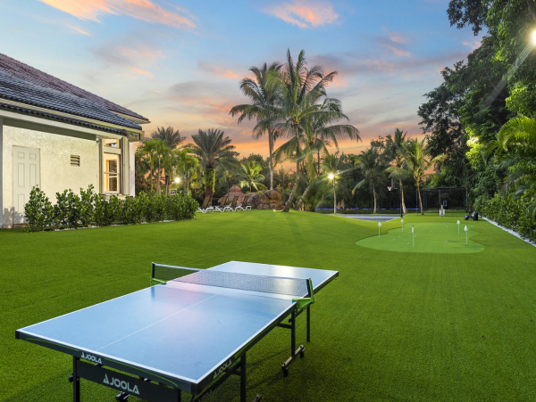 Luxury 7 Bedroom Estate with Resort Style Amenities