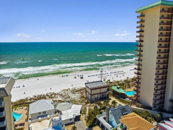 Gulf Front Panama City Vacation Home Three bedroom