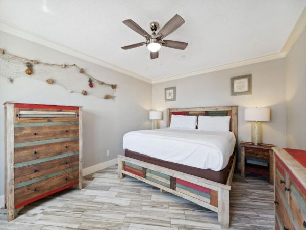 Gulf Front Panama City Vacation Home Three bedroom