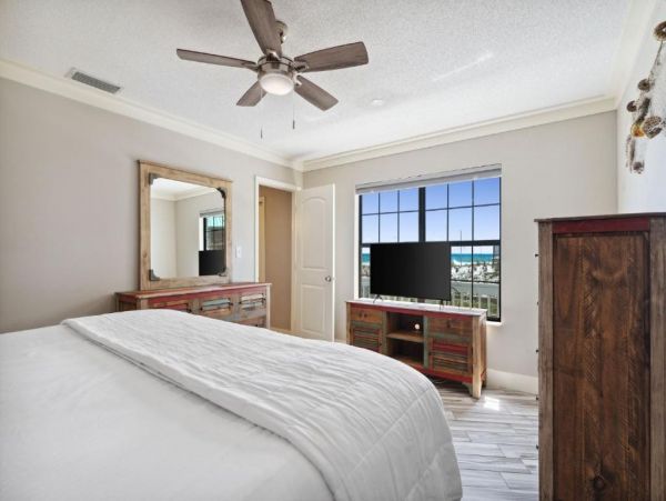 Gulf Front Panama City Vacation Home Three bedroom