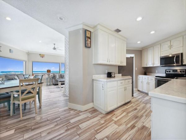 Gulf Front Panama City Vacation Home Three bedroom