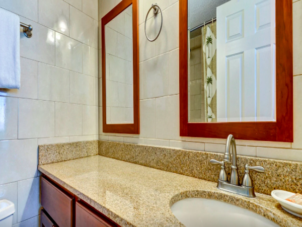 Three Bedroom 2 Bathroom Villa with Ocean views
