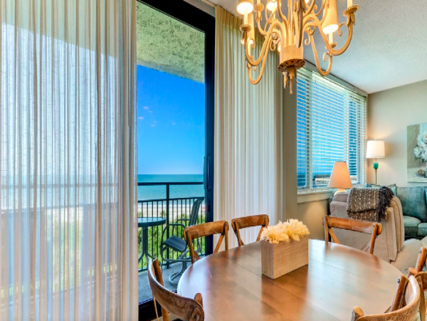 Three Bedroom 2 Bathroom Villa with Ocean views