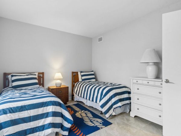 Luxury Amelia Island Beachfront Vacation Rental  4-Bedroom Oceanfront Condo