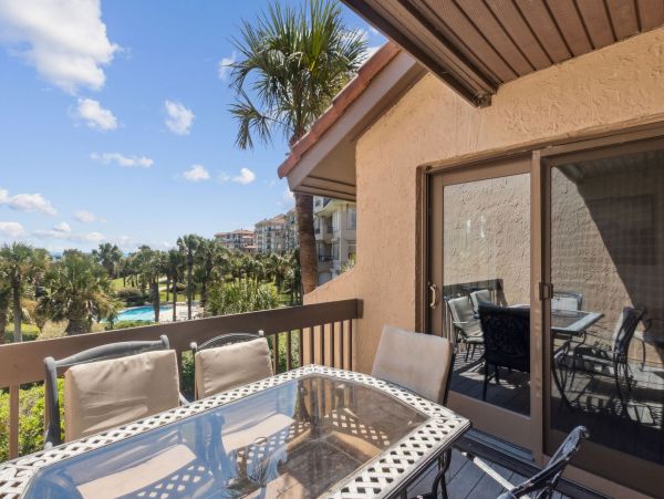 Luxury Amelia Island Beachfront Vacation Rental  4-Bedroom Oceanfront Condo