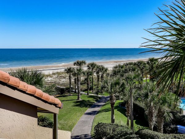 Luxury Amelia Island Beachfront Vacation Rental  4-Bedroom Oceanfront Condo