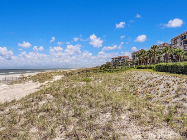 Luxury Amelia Island Beachfront Vacation Rental  4-Bedroom Oceanfront Condo