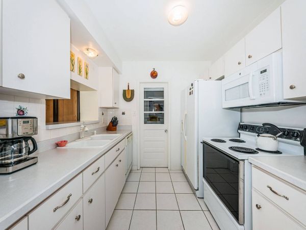 Charming St. Pete Beach Vacation Home Sleeps 4 Guests