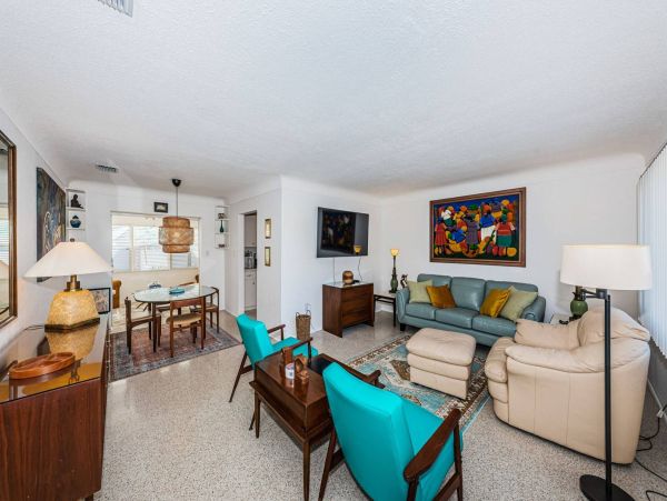 Charming St. Pete Beach Vacation Home Sleeps 4 Guests