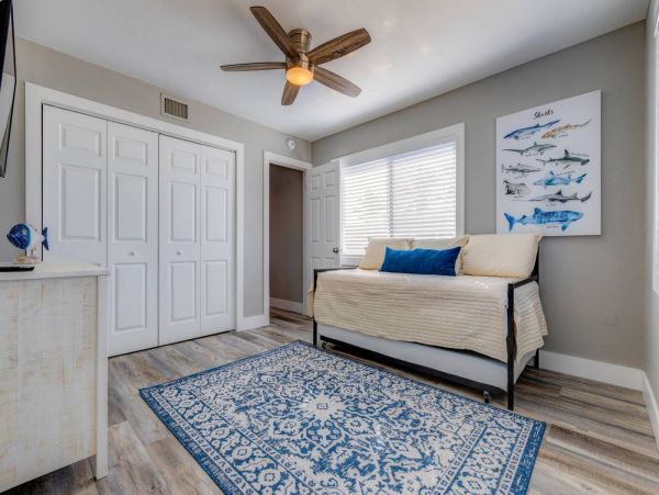 Canalfront Vacation Pool Home in Marathon Sleeps 14 Guests