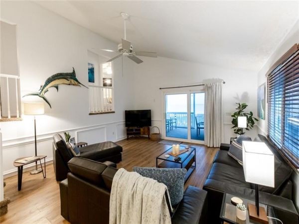 Indian Rocks Vacation Condo Three Bedroom On Beach