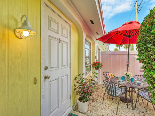 Duplex Holmes Beach 2 Bedroom Home