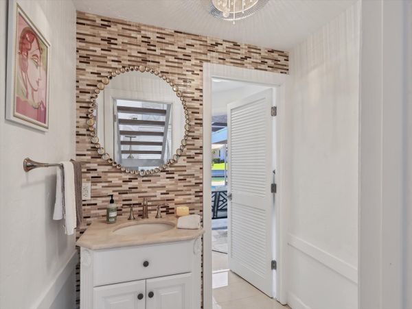 Longboat Key Bayfront Vacation Rental  Sarasota Luxury Waterfront Home with Pool