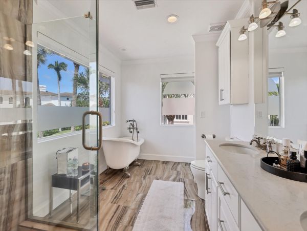 Longboat Key Bayfront Vacation Rental  Sarasota Luxury Waterfront Home with Pool