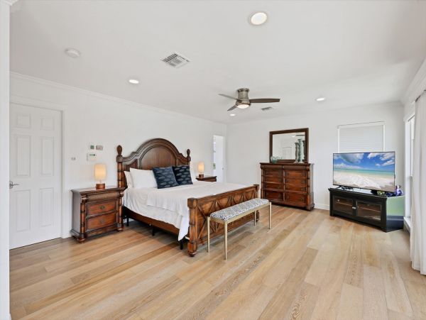 Longboat Key Bayfront Vacation Rental  Sarasota Luxury Waterfront Home with Pool