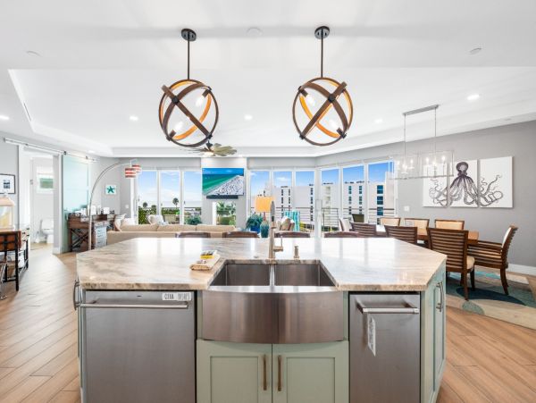 Siesta Key Luxurious Vacation Rental - Private Beach Access