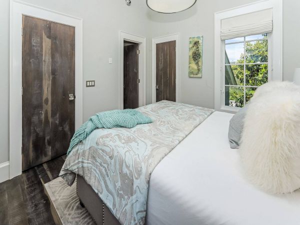 Three Min Walk to Seaside Beach Luxury