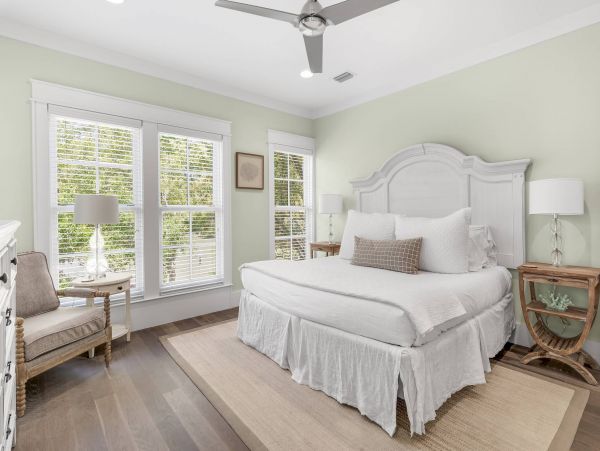Gorgeous 7 Bedroom Home Sleeps 16 Guests