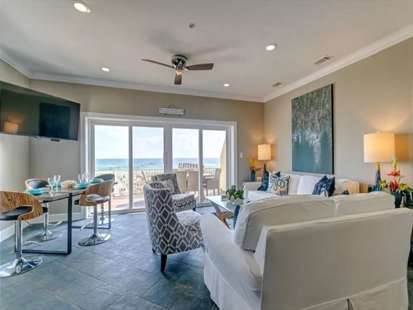 Navarre Lovely Vacation Home Away from Home