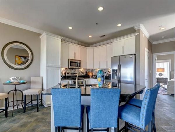 Navarre Lovely Vacation Home Away from Home
