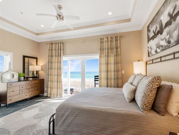 Navarre Lovely Vacation Home Away from Home