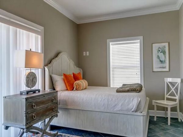 Navarre Lovely Vacation Home Away from Home