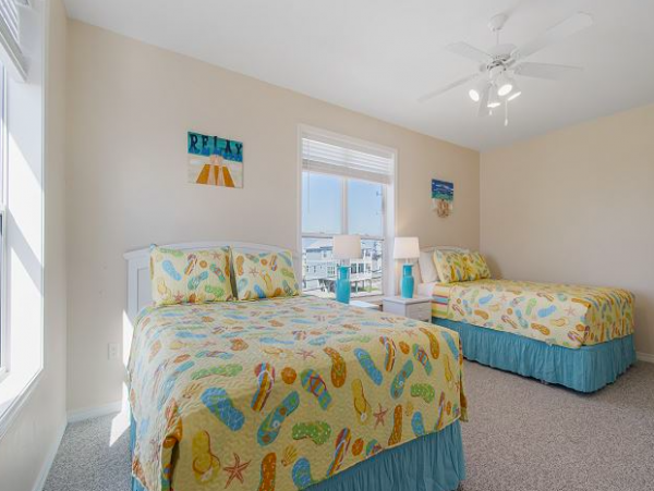 Four Bedroom- 3 bathroom Gulf front Home in Navarre