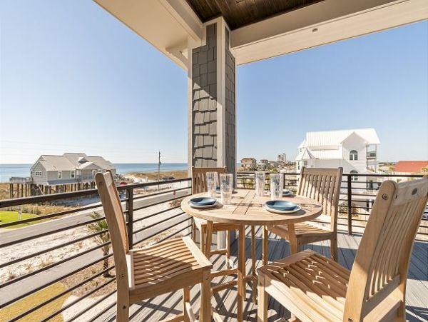 Navarre Vacation Home Gulf Views Sleeps 12 Guests