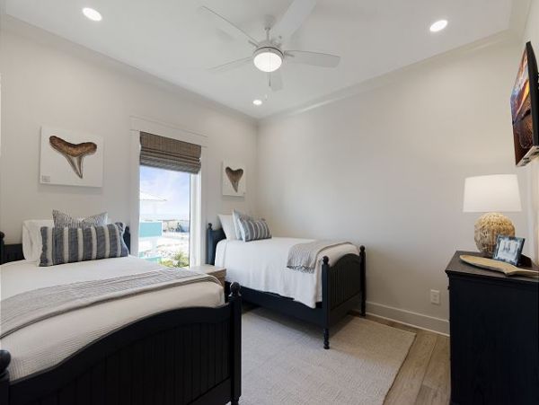 Navarre Vacation Home Gulf Views Sleeps 12 Guests