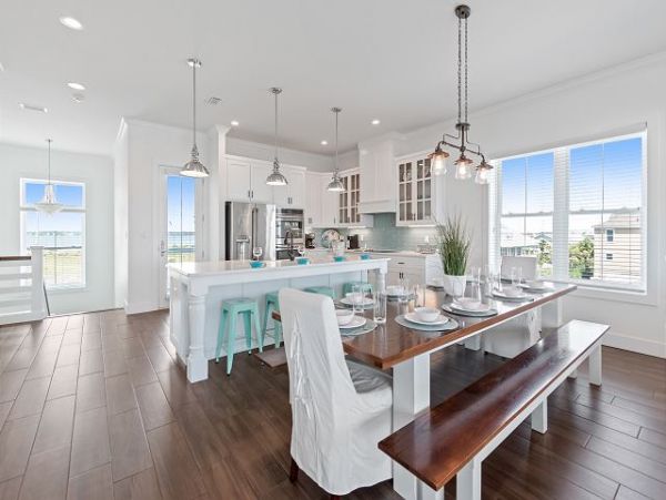 Fabulous Five Bedroom Vacation Rental in Navarre