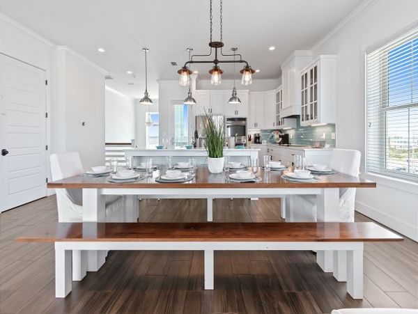 Fabulous Five Bedroom Vacation Rental in Navarre