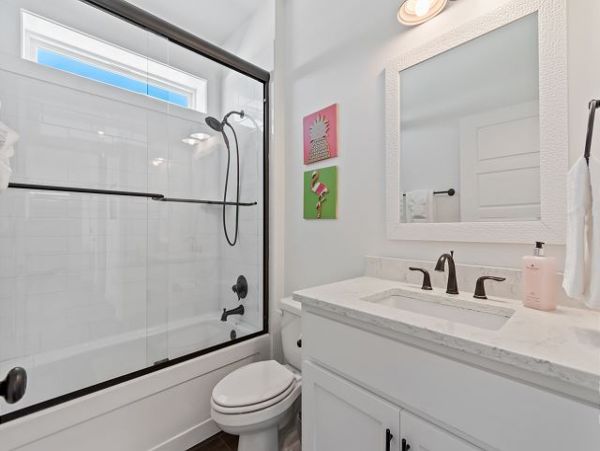 Fabulous Five Bedroom Vacation Rental in Navarre