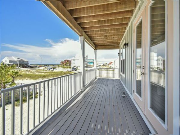 Navarre Beachfront with Private Pool