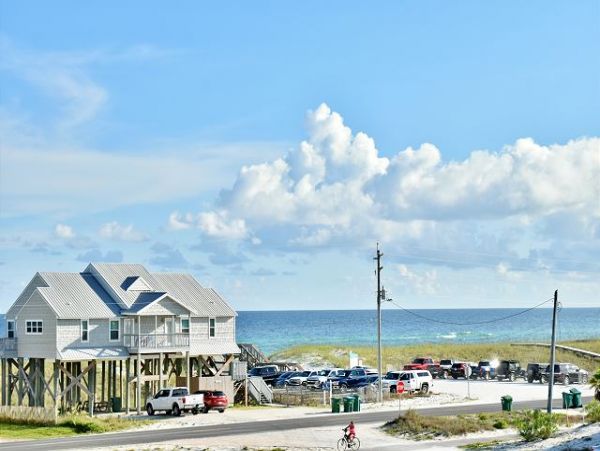 Navarre Beachfront with Private Pool
