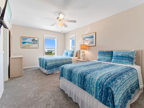 Beachfront Luxury Vacation Home in Navarre Beach